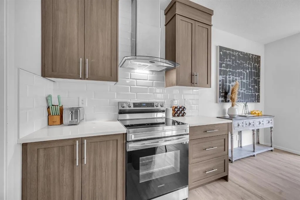 151 Carringham Way NW