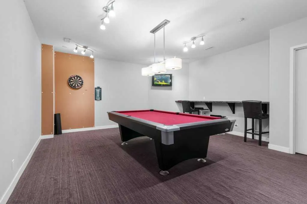 5110 36 Street, #401