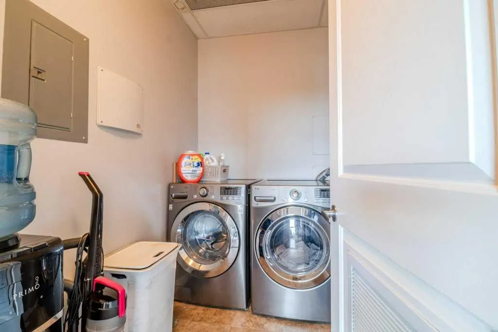 5110 36 Street, #401