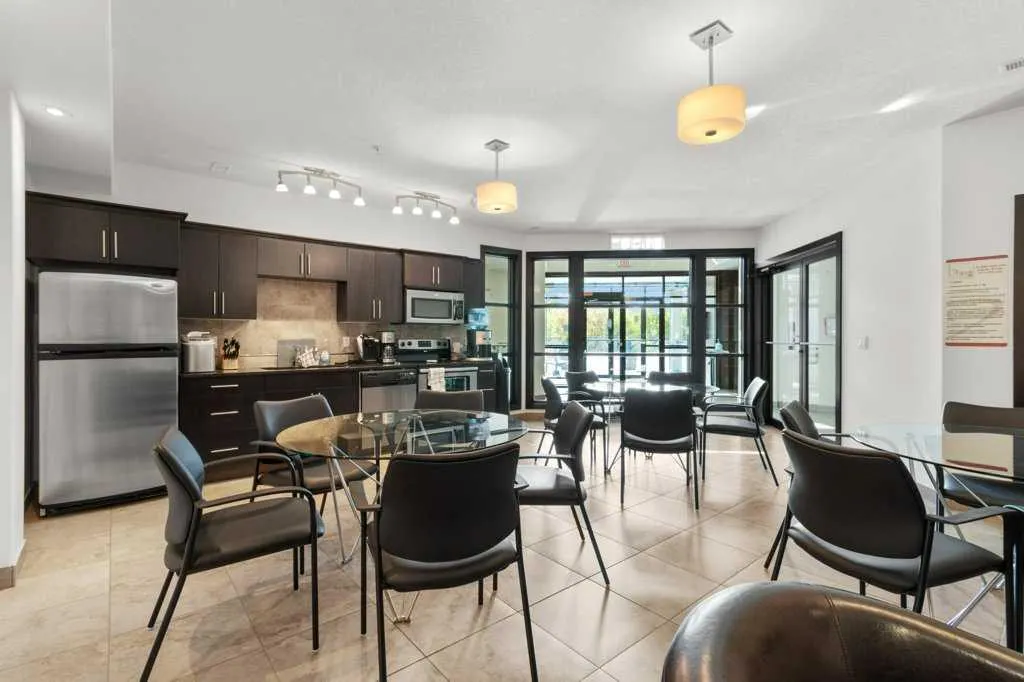 5110 36 Street, #401