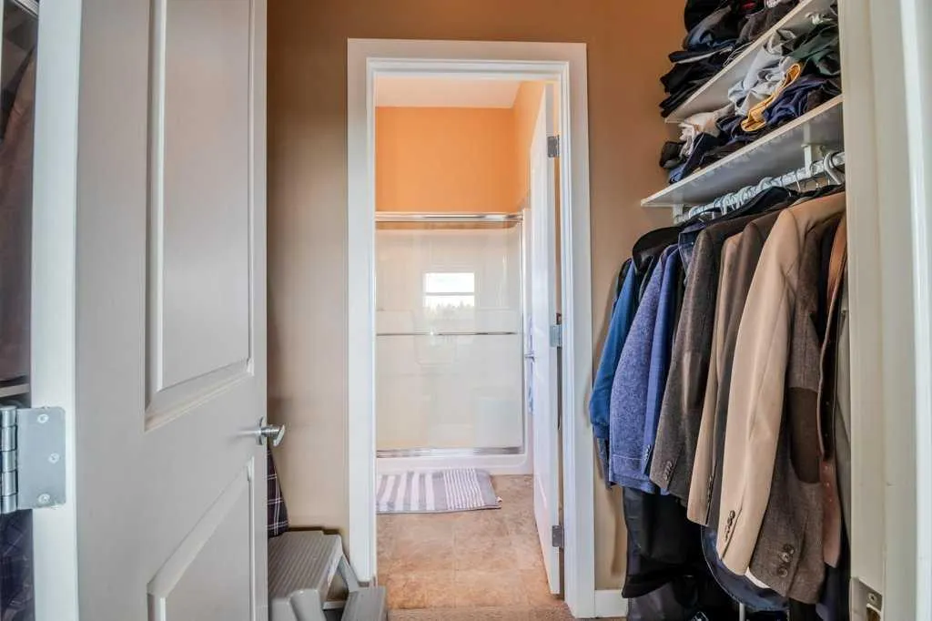 5110 36 Street, #401