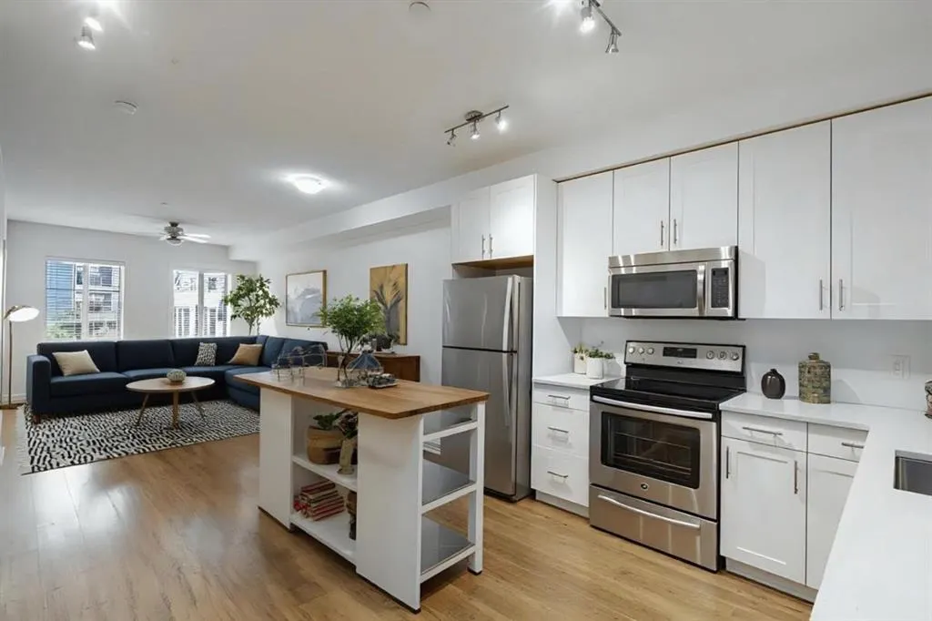 215 Legacy Boulevard SE, #1210