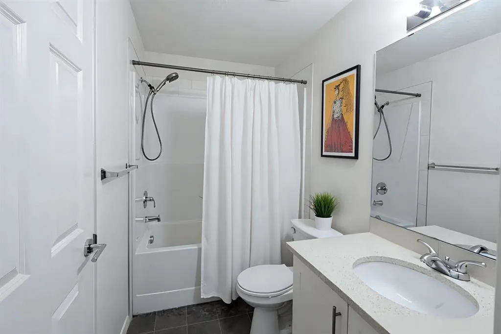 215 Legacy Boulevard SE, #1210