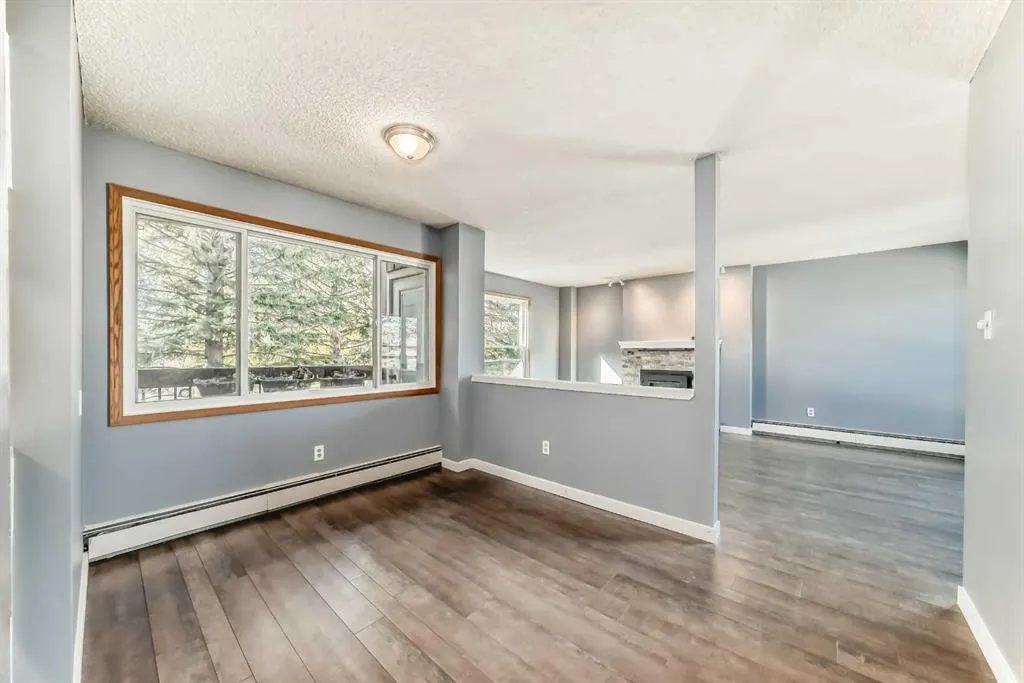 860 Midridge Drive SE, #324