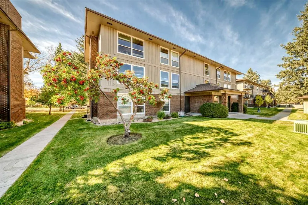 860 Midridge Drive SE, #324