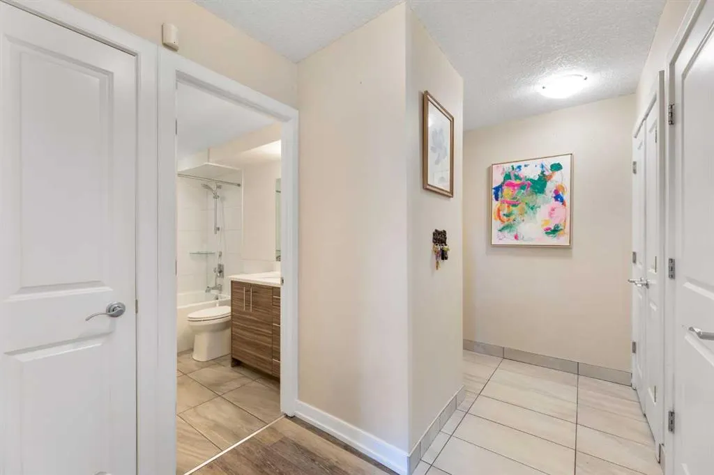 605 14 Avenue SW, #305