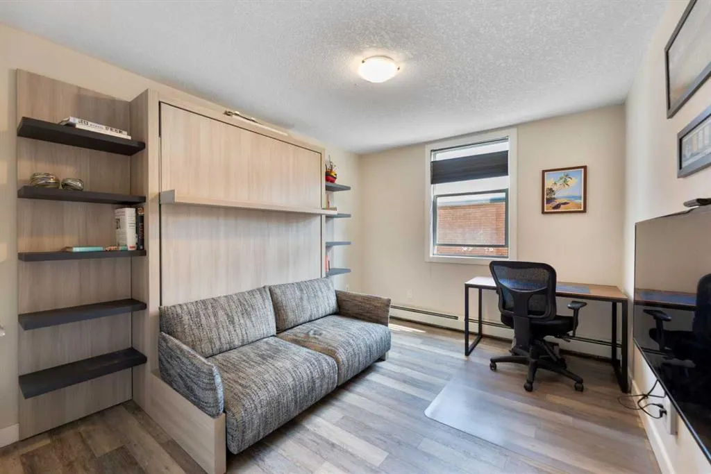 605 14 Avenue SW, #305