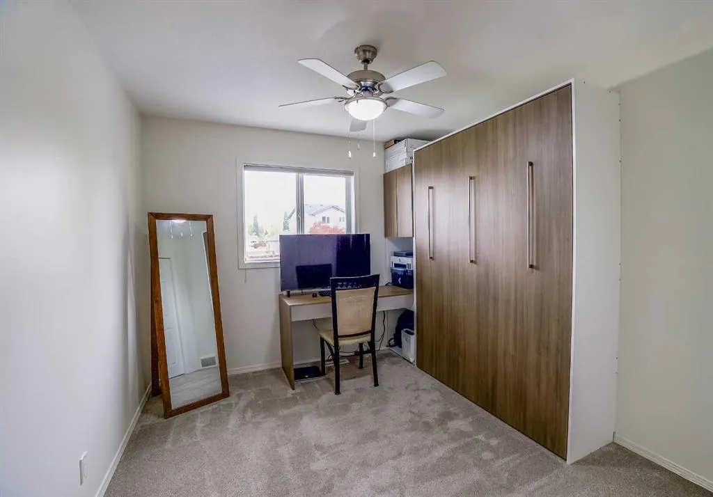 11 Falcon Ridge Drive