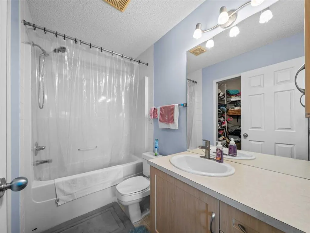 104 Rocky Ridge Heath NW