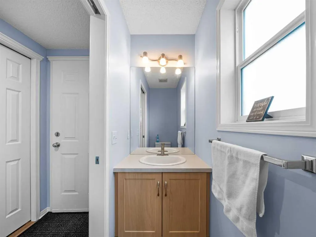 104 Rocky Ridge Heath NW