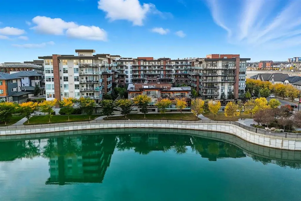 122 Mahogany Centre SE, #304