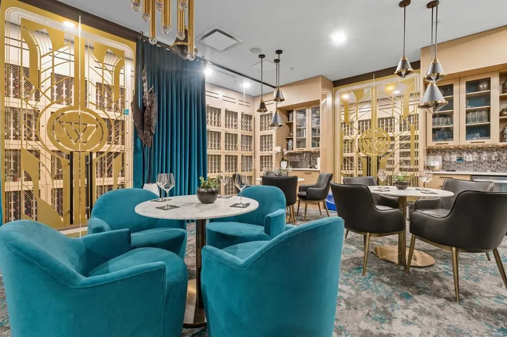 122 Mahogany Centre SE, #304