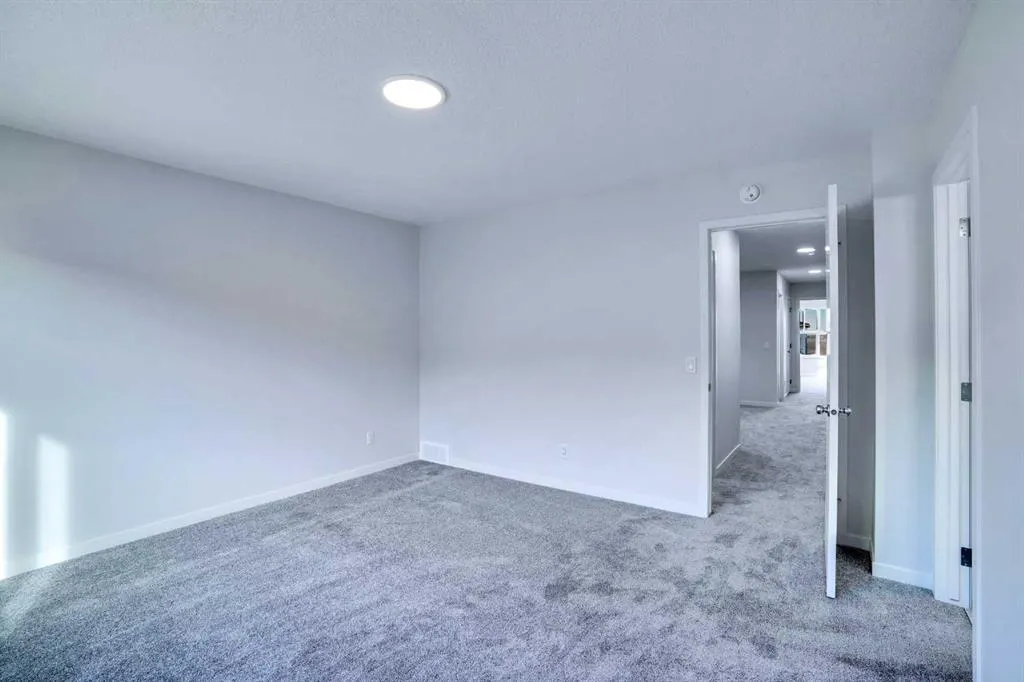 312 Edith Place NW