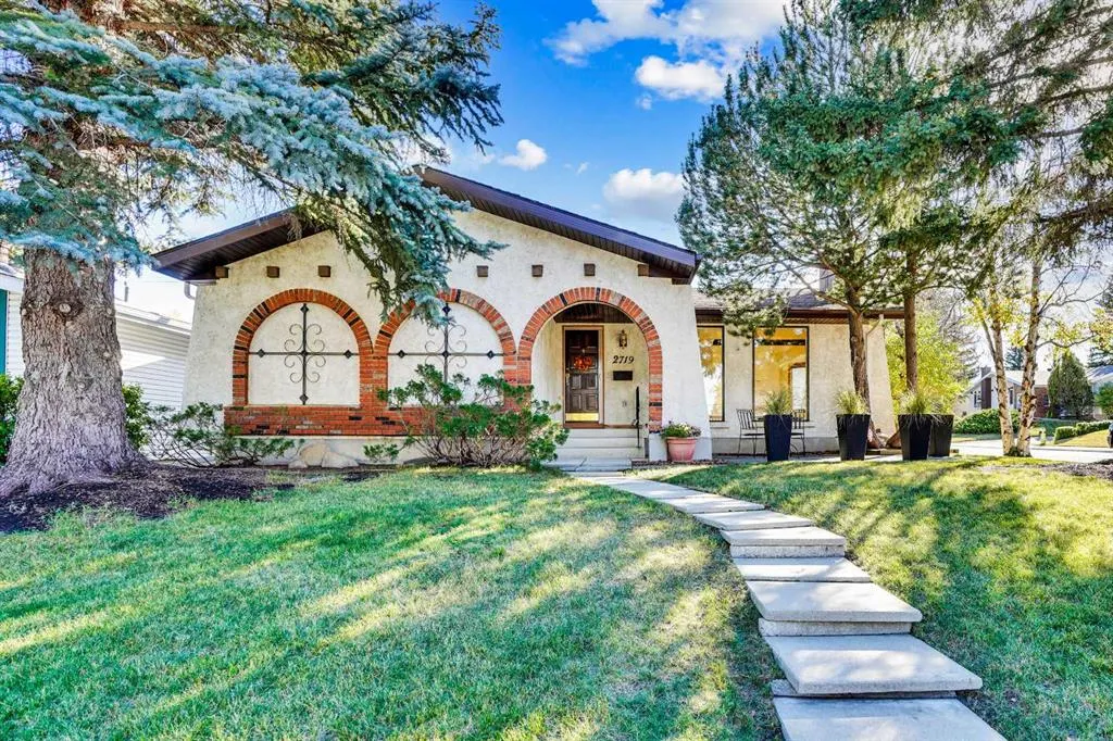 2719 Cedar Ridge Drive SW