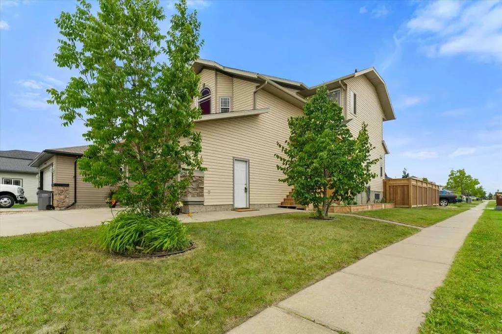 9526 Willow Drive