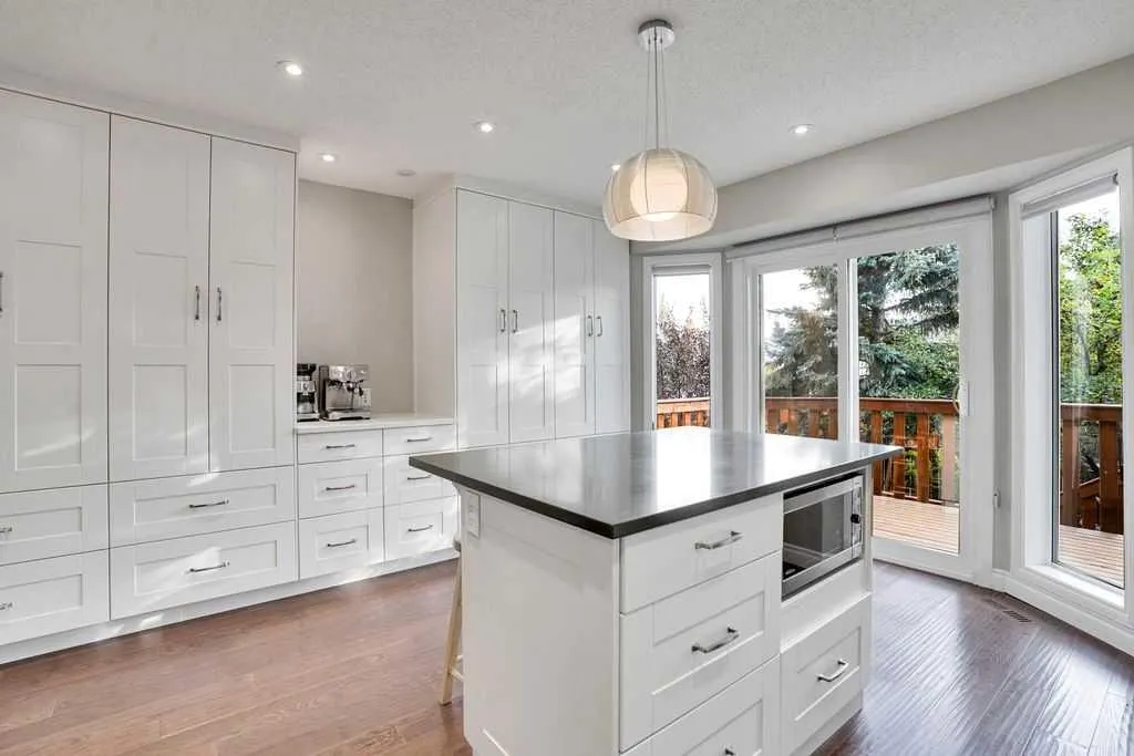 229 Wood Valley Place SW