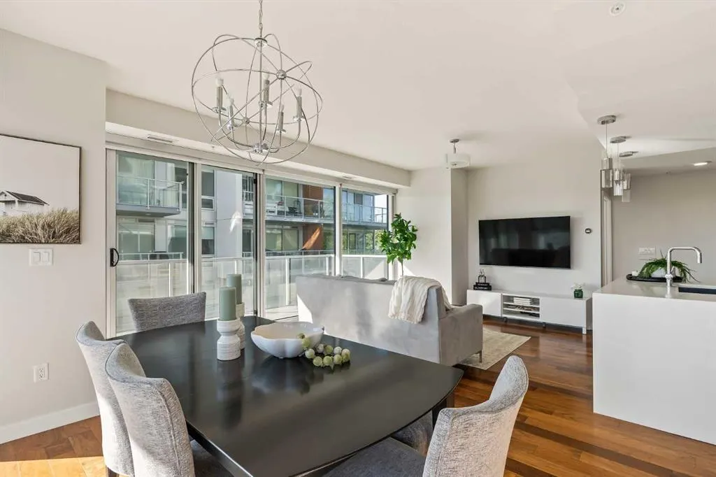 1234 5 Avenue NW, #1404
