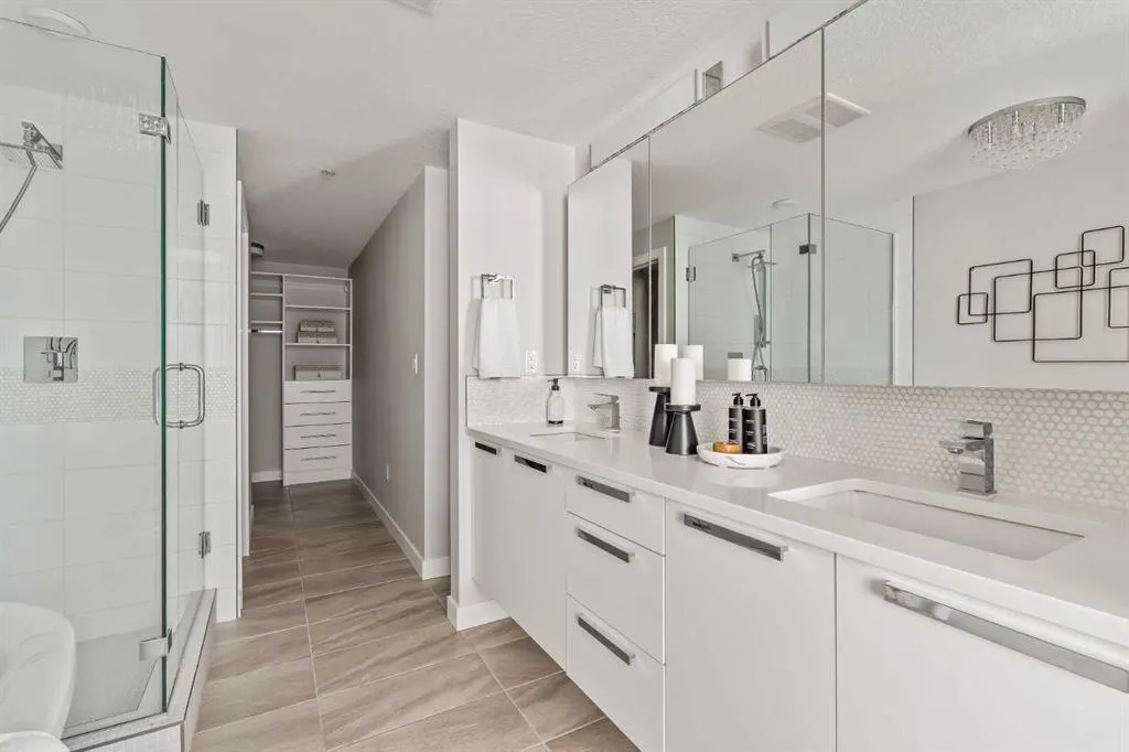 1234 5 Avenue NW, #1404
