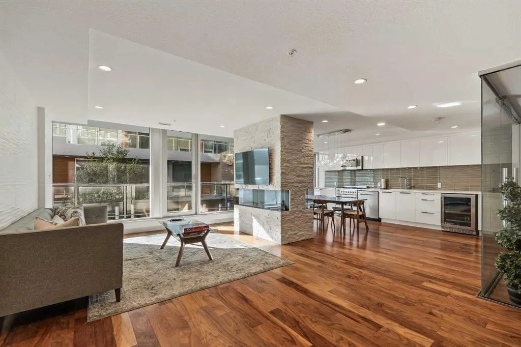 1234 5 Avenue NW, #1404