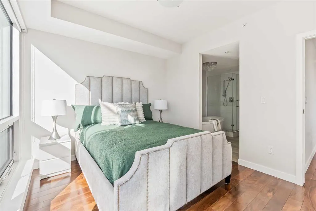 1234 5 Avenue NW, #1404