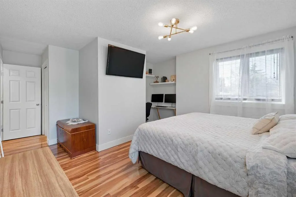 2412 30 Street SW, #2