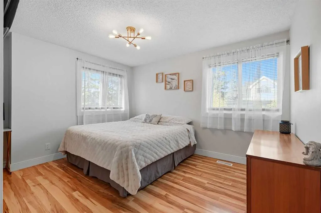 2412 30 Street SW, #2