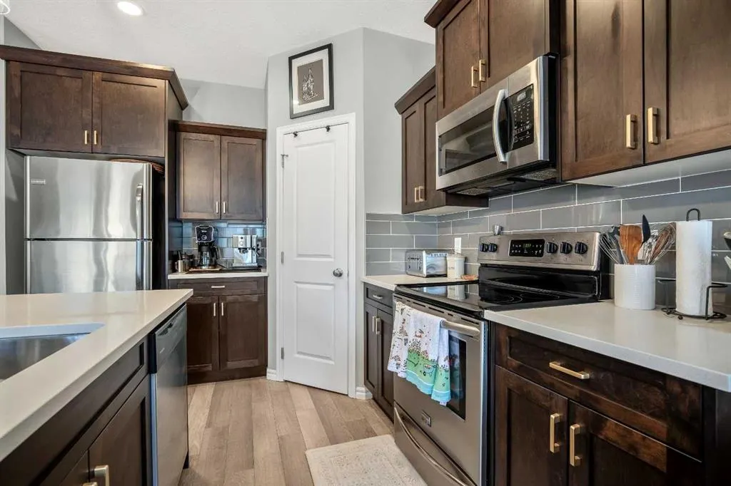 178 Legacy Mews SE