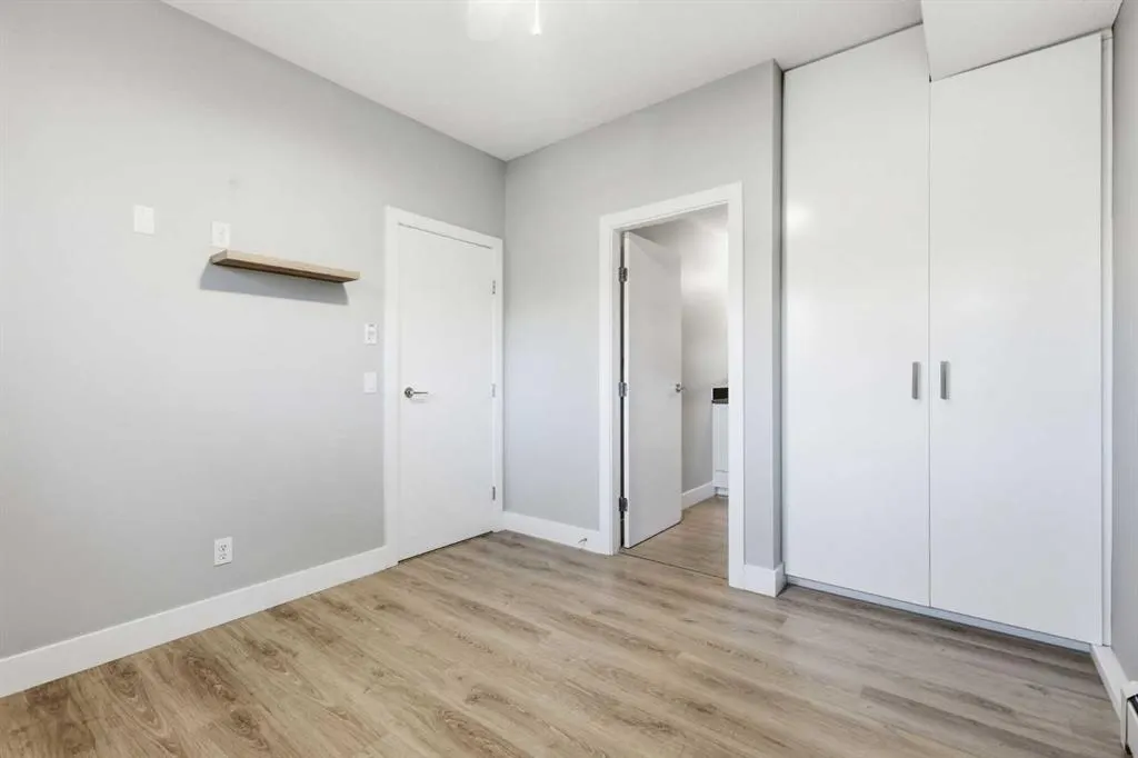 1521 26 Avenue SW, #209