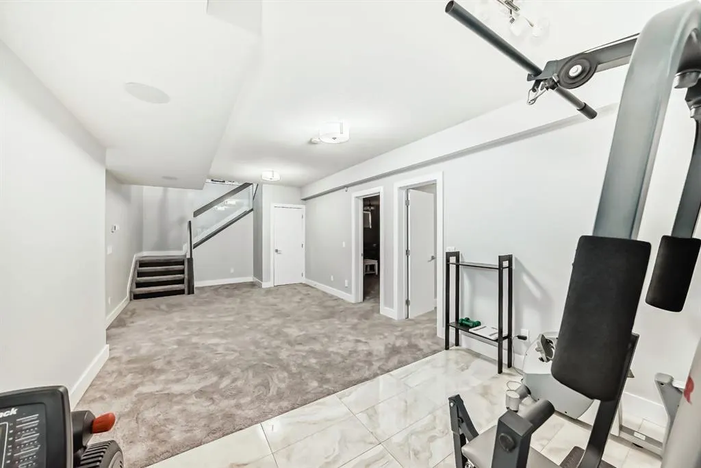 3149 winspear Crescent SW