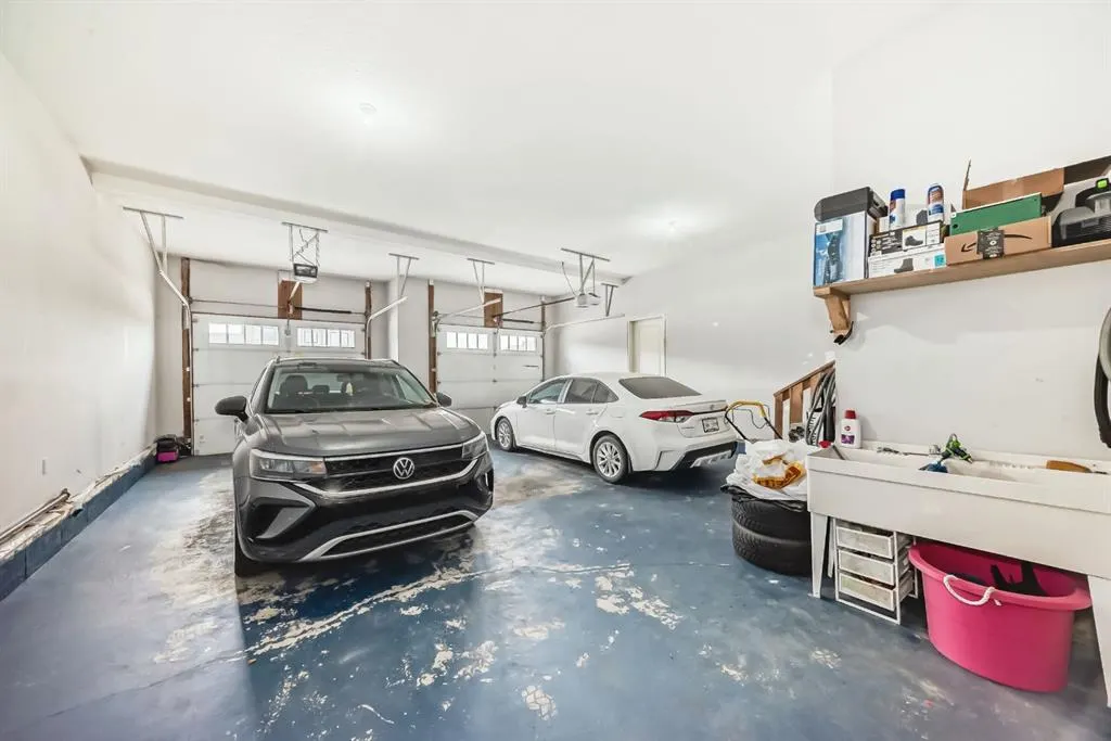 3149 winspear Crescent SW