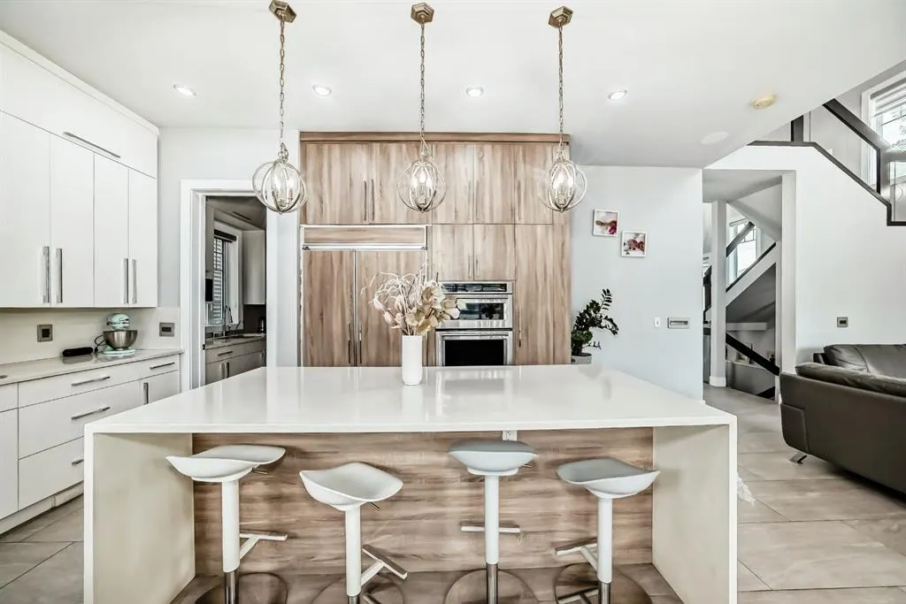 3149 winspear Crescent SW