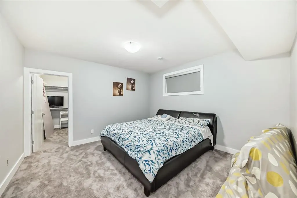 3149 winspear Crescent SW