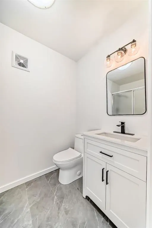 15A Arlington Bay SE