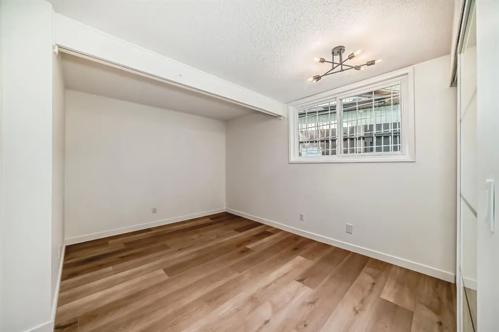 15A Arlington Bay SE