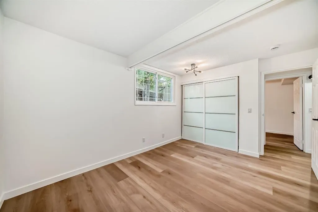 15A Arlington Bay SE