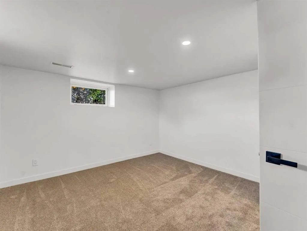 333 1 Street SW