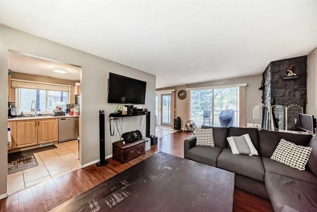 133 & 135 Huntford Close NE