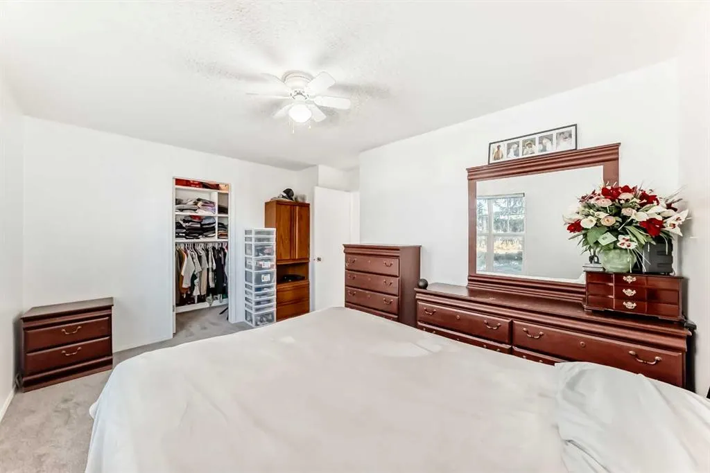 79 Hidden Crescent NW