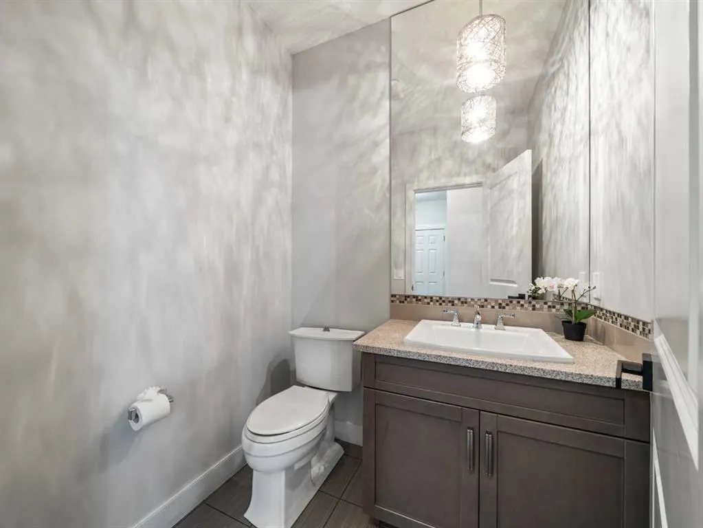 95 Mahogany Manor SE
