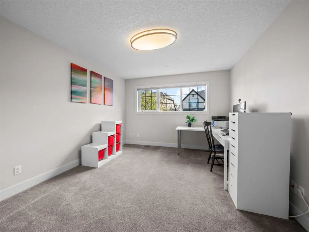 95 Mahogany Manor SE