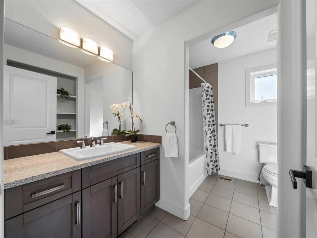 95 Mahogany Manor SE