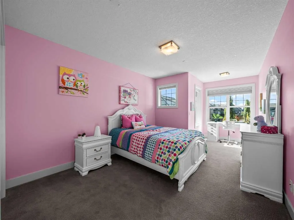 95 Mahogany Manor SE
