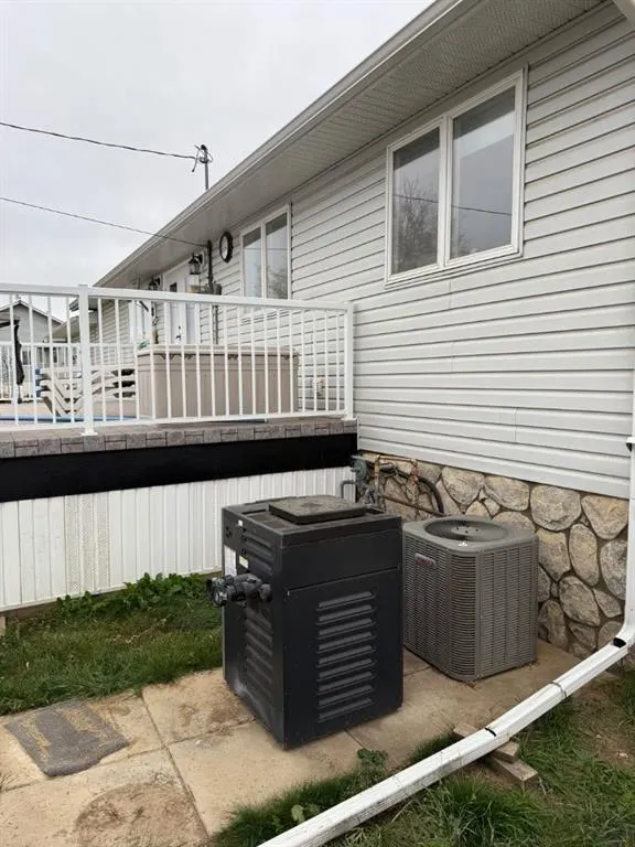 10213 97 Ave