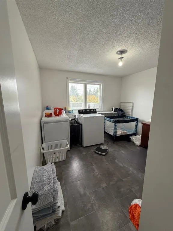 10213 97 Ave