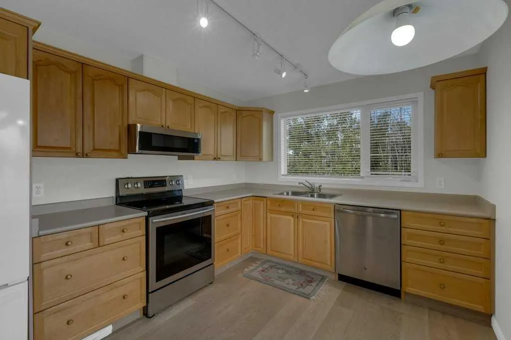 129 Covenant Bay