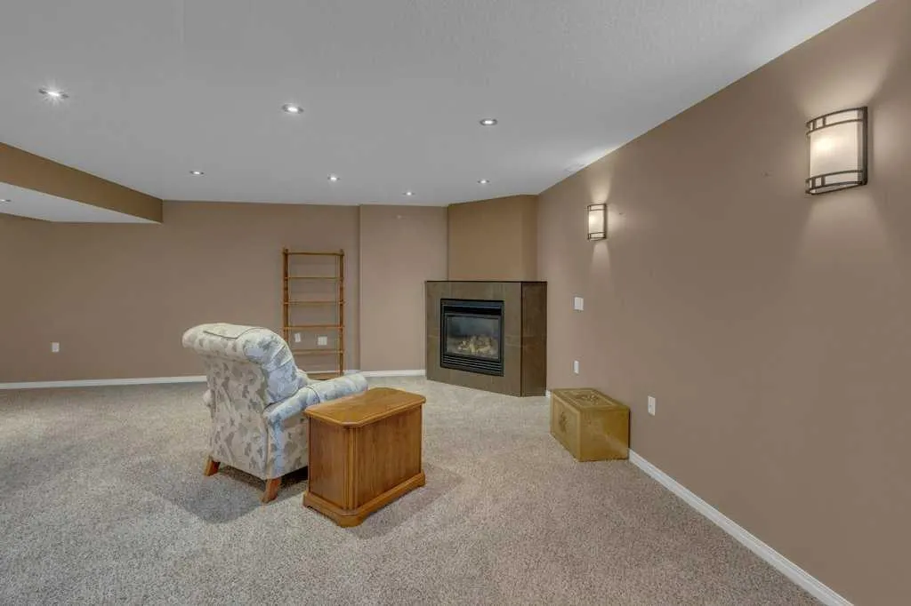 129 Covenant Bay