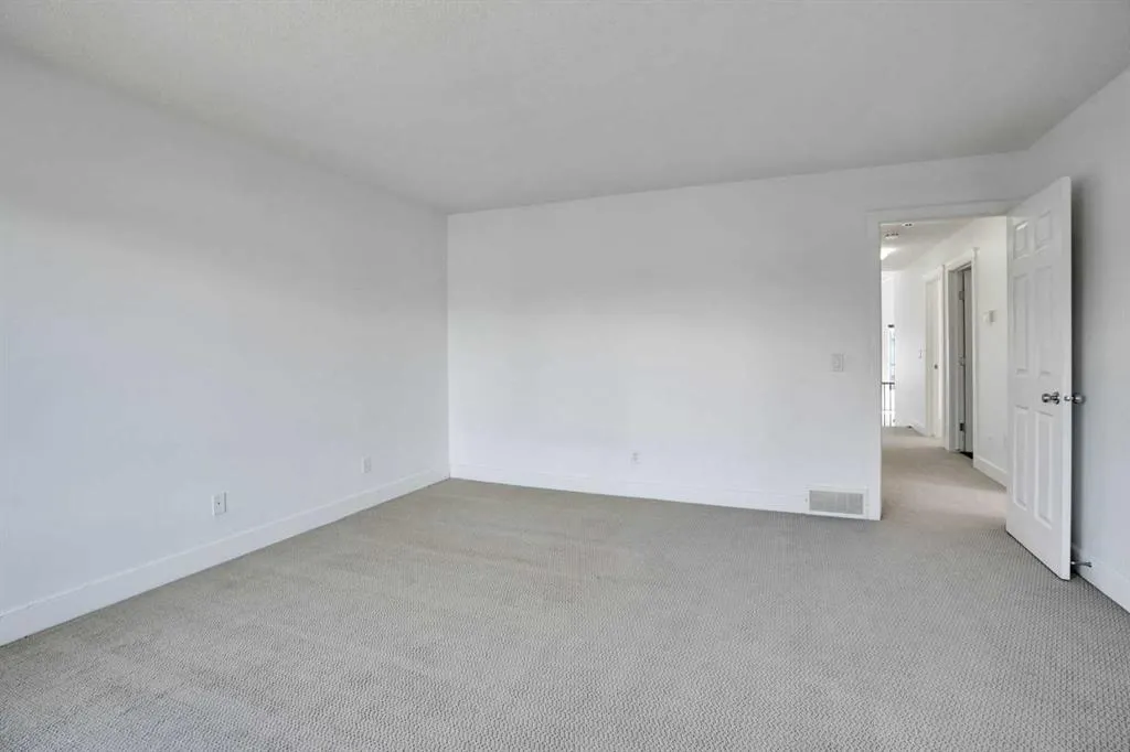 444 Evanston View NW