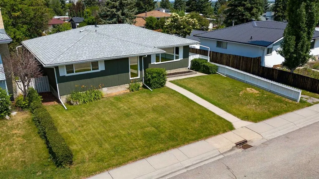 1004 Cantabrian Drive SW