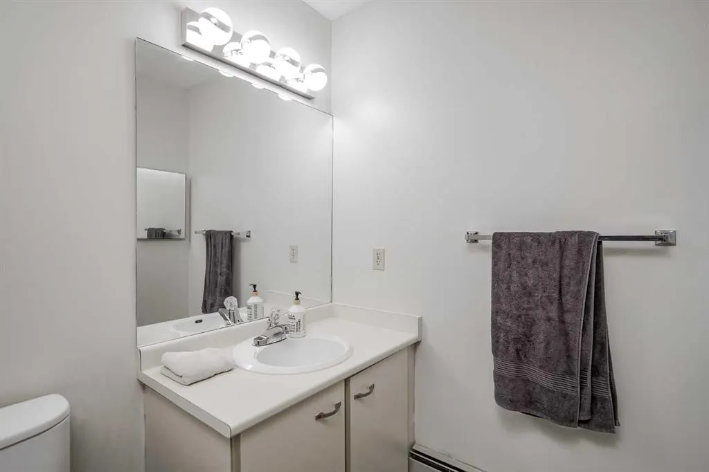 2834 Edenwold Heights NW, #34