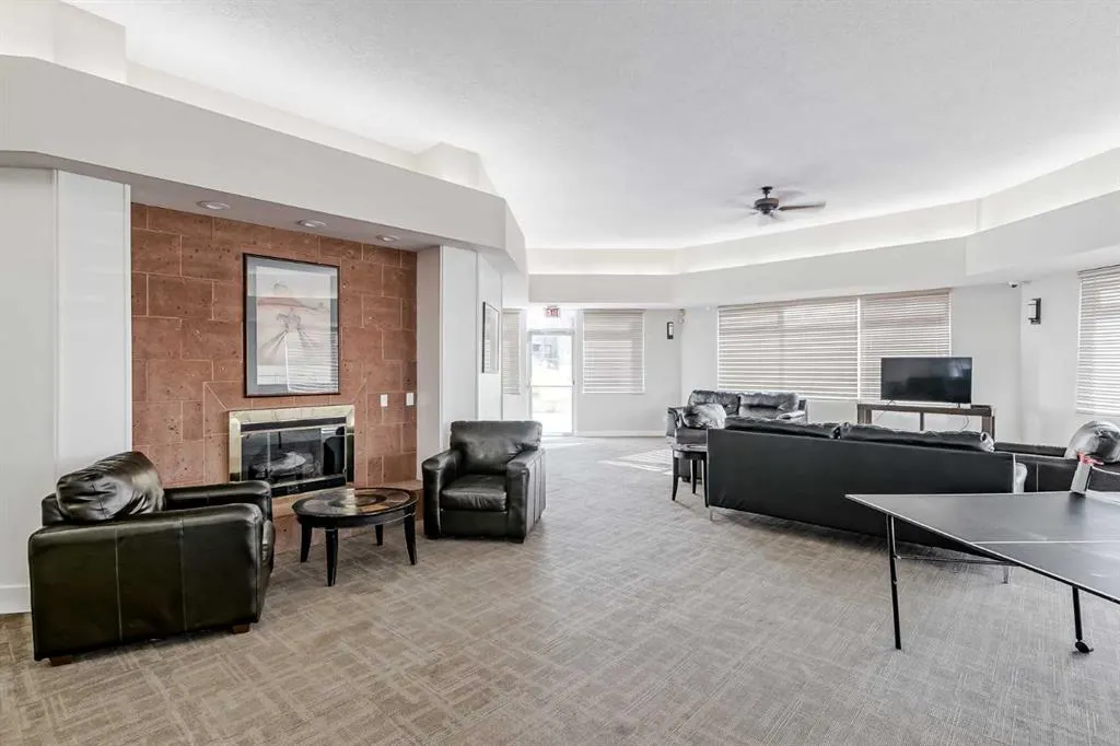 2834 Edenwold Heights NW, #34